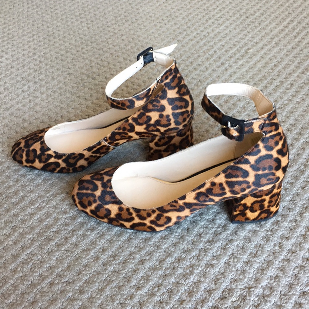 Gorgeous leopard statement sandals